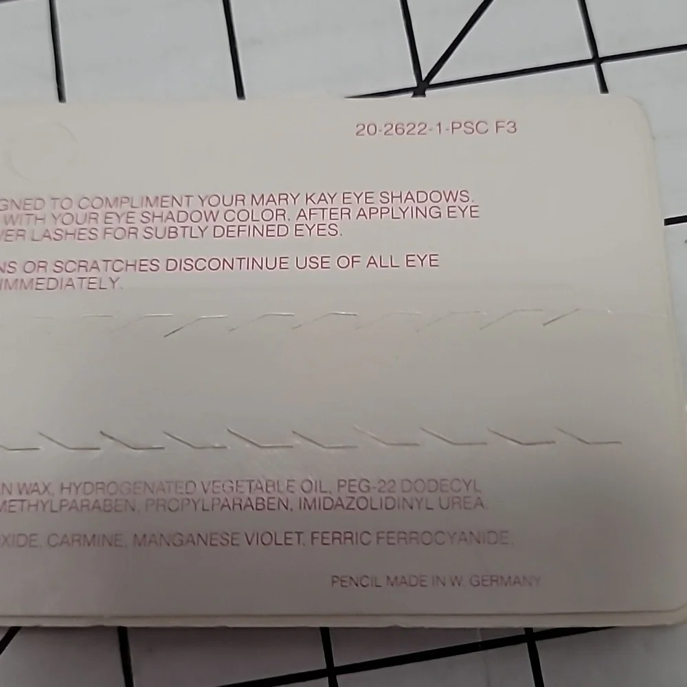 Mary Kay‎ Eye Defining Pencil Vintage NIP Old Stock 0992 Burnished Ebony .o4 oz
